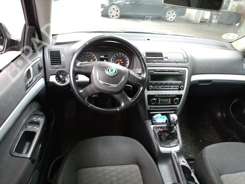 Engine control unit (ECU) SKODA OCTAVIA II (1Z3) 1.6 TDI | BP32282101M57 - Image 10