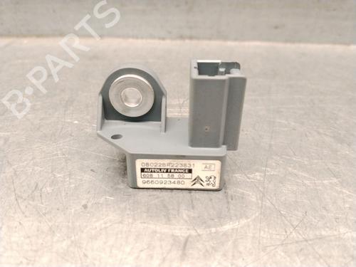Used Electronic module Electronic module PEUGEOT 308 I (4A_, 4C_) 1.6 16V (120 hp) 35974370 35974370