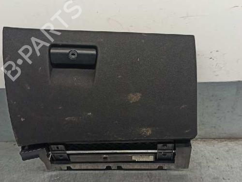 Used Glove box BMW X3 (E83) 3.0 d (204 hp) 8001867