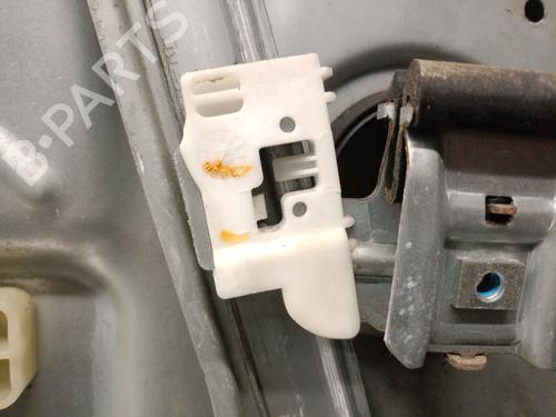 Rudehejsemekanisme Højre foran KIA CEE'D Hatchback (ED) 1.6 CRDi 115 | BP32185225C23 