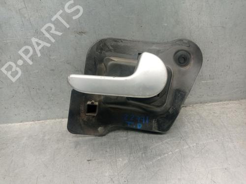 Højre bagtil invendig håndtag OPEL MERIVA A MPV (X03) 1.7 CDTI (E75) (100 hp) 26229416