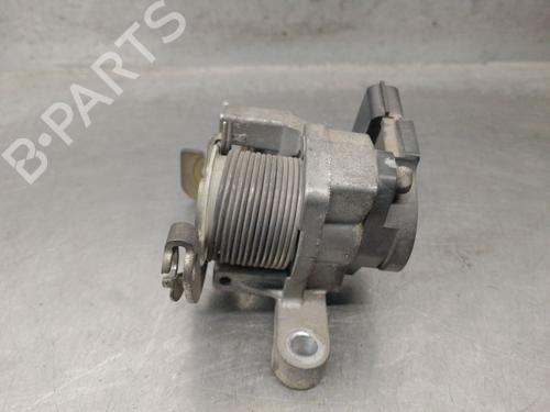 Used Pedal Pedal MITSUBISHI SPACE WAGON (N9_W, N8_W) 2.4 GDI (N84W) (150 hp) 40611162 40611162