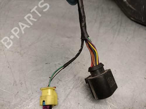 Retrovisor esquerdo SEAT ARONA (KJ7, KJP) 1.0 TSI | BP26568404C26 