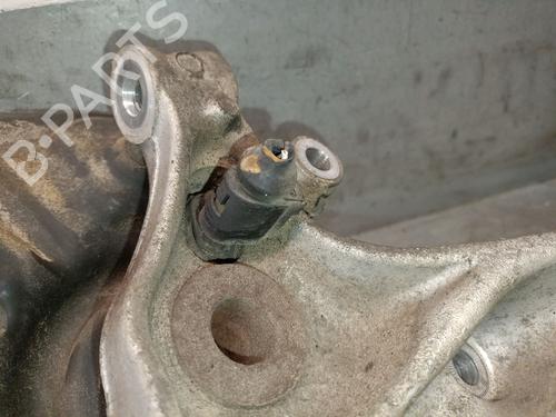 Left rear steering knuckle VW TOURAN (5T1) 1.4 TSI | BP27476952M27 