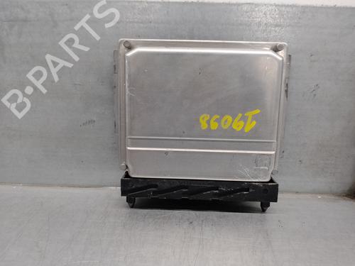 Used Engine control unit (ECU) VOLVO S60 I (384) D5 (163 hp) 15853936