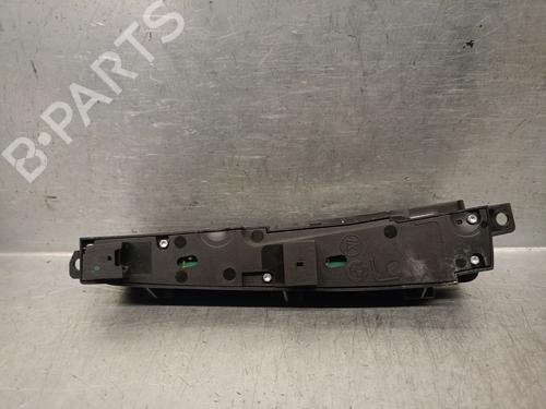 Switch BMW X4 (F26) xDrive 20 d | BP23439613I30 