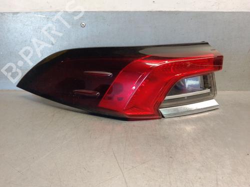 left-taillight-toyota-corolla-saloon-_e21_-2019-38705236 main image