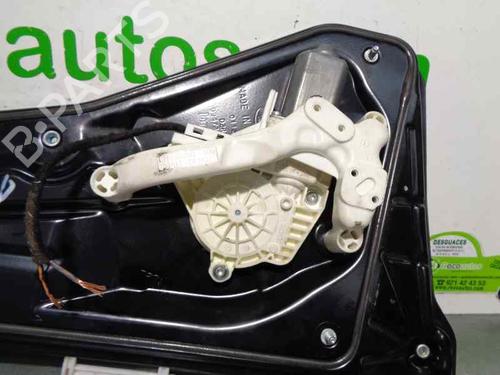 Rear left window mechanism LAND ROVER DISCOVERY III (L319) 2.7 TD 4x4 | BP5252324C24 