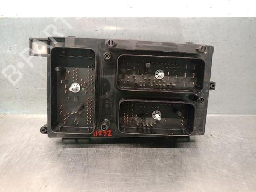 Fuse box OPEL ASTRA H GTC (A04) 1.9 CDTI (L08) | BP38177563E1 - Image 2