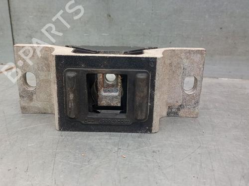 Used Engine mount NISSAN NV400 Van (X62, X62B) dCi 135 (136 hp) 30641022