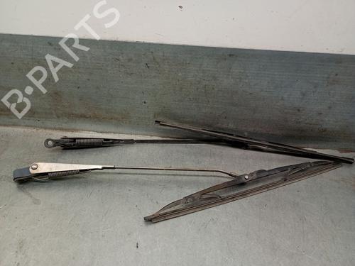 Front windshield wiper arm FORD FIESTA I (GFBT) 1.1 | BP23963461C143 