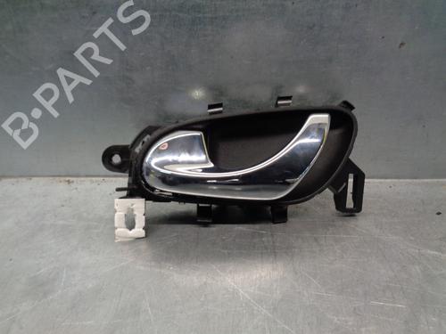 Used Front left interior door handle RENAULT KADJAR (HA_, HL_) 1.2 TCe 130 (HLMR) (130 hp) 8318582