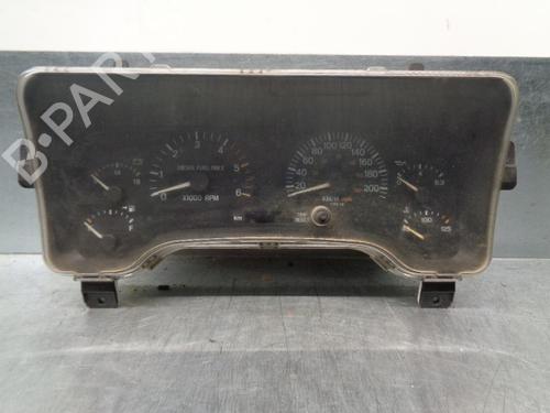 Used Instrument cluster JEEP CHEROKEE (XJ) 2.5 TD 4x4 (116 hp) 8823429