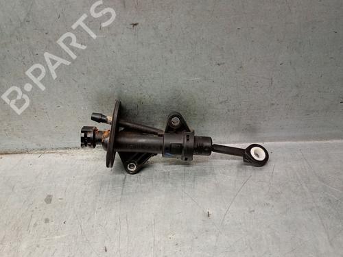 Used Clutch slave cylinder SEAT Mii (KF1, KE1) 1.0 (75 hp) 26891845