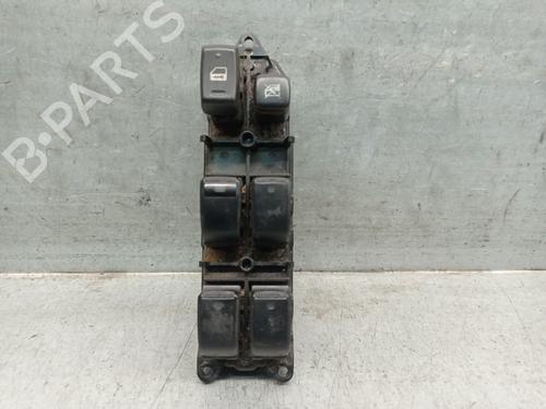 Venstre fortil elrude kontakt TOYOTA COROLLA Verso (_E12_) 2.0 D-4D (CDE120_, CDE120R) (90 hp) 32146505