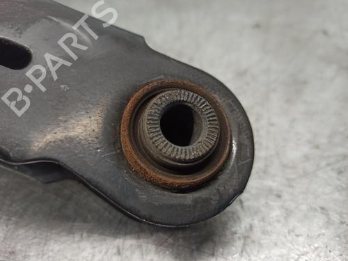 Right rear suspension arm TOYOTA AURIS (_E18_) 1.8 Hybrid (ZWE186_, ZWE186R) | BP15400140M15 