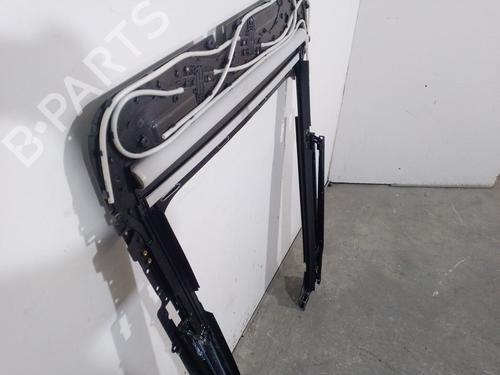 Sunroof LAND ROVER DEFENDER Station Wagon (L663) D250 MHEV 4x4 | BP31380988C124