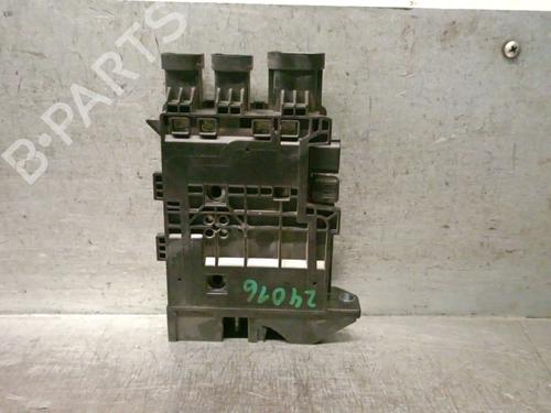 Fuse box RENAULT MEGANE III Grandtour (KZ0/1) 1.6 16V (KZ0U, KZ1B, KZ1U) | BP30596740E1