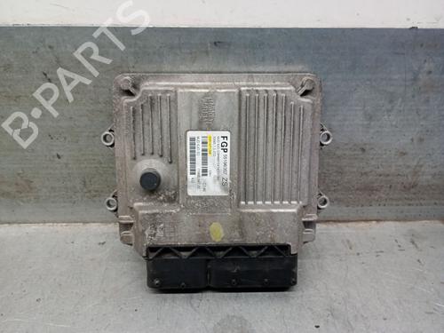 Used Engine control unit (ECU) SUZUKI IGNIS II (MH) 1.3 DDiS (RM413D) (70 hp) 23962497