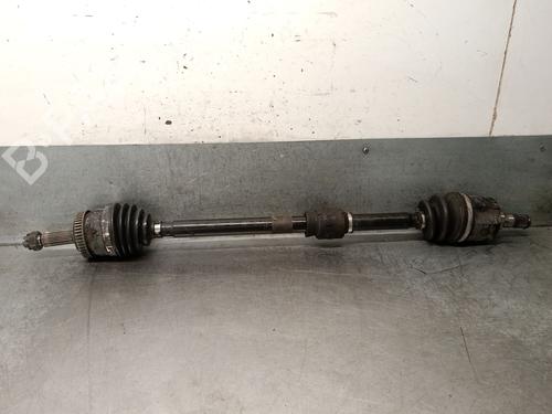 Used Right front driveshaft Right front driveshaft KIA CARENS III MPV (UN) 2.0 CRDi 115 (115 hp) 33677980 33677980