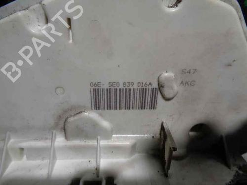 Rear right lock SKODA RAPID (NH3, NK3, NK6) 1.6 TDI | BP4936790C99 
