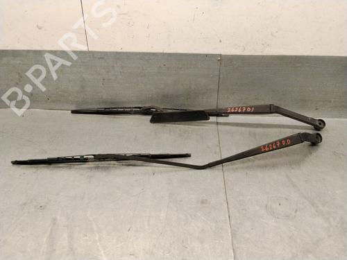 Used Front windshield wiper arm Front windshield wiper arm 38254468 38254468
