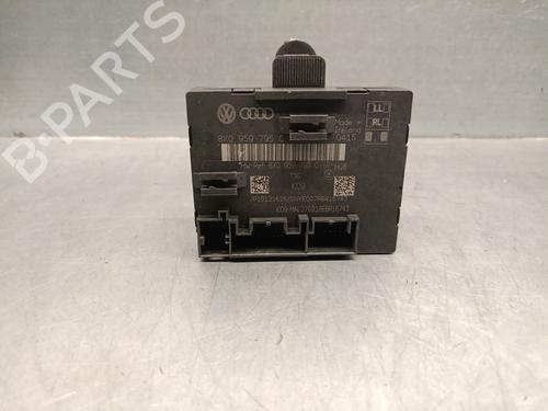 Used Comfort control module AUDI Q3 (8UB, 8UG) 2.0 TDI (150 hp) 29446397