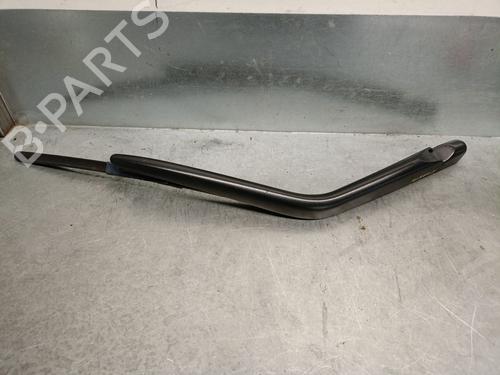 Used Rear windshield wiper arm RENAULT MEGANE I (BA0/1_) 1.4 16V (BA0D, BA1H, BA0W, BA10) (95 hp) 21773558