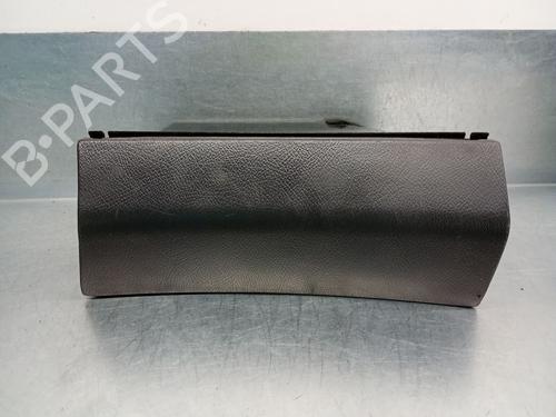 Handskerum MERCEDES-BENZ S-CLASS (W220, V220) S 500, S 500 L (220.075, 220.175, 220.875) (306 hp) 28184512