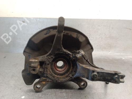Used Left front steering knuckle SUZUKI SWIFT III (MZ, EZ) 1.3 DDiS (RS413D) (69 hp) 32190947