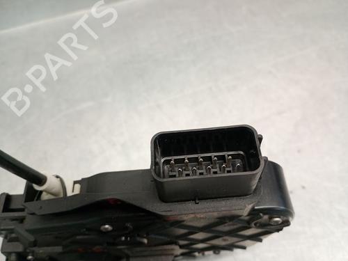 Rear right lock LAND ROVER RANGE ROVER SPORT I (L320) 3.6 D 4x4 | BP29564219C99 