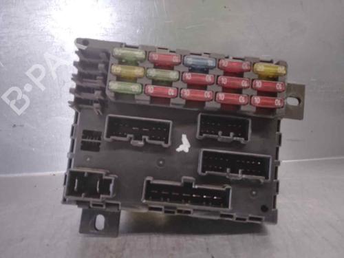 Used Fuse box Fuse box FIAT BRAVO I (182_) 1.6 16V (182.AB) (103 hp) 9999587 9999587