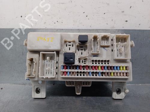 Used Fuse box Fuse box VOLVO V50 (545) 2.4 (140 hp) 34536166 34536166