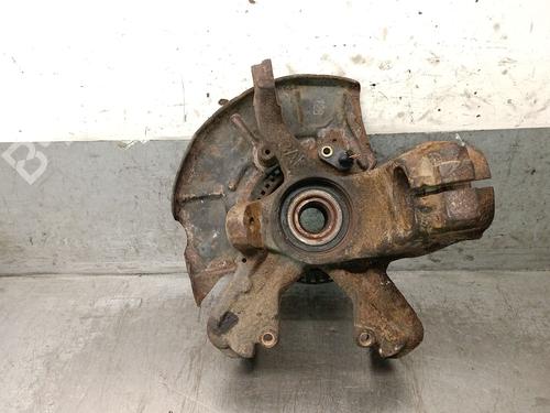 Used Left front steering knuckle Left front steering knuckle VW GOLF IV (1J1) 1.9 TDI (110 hp) 33054178 33054178