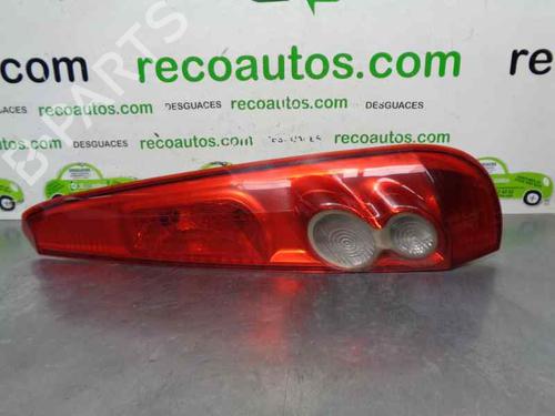 Used Right taillight FORD FIESTA V (JH_, JD_) 1.4 TDCi (68 hp) 5886041