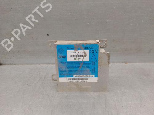 Airbag module FIAT PUNTO (188_) 1.3 JTD 16V (70 hp) 29288385