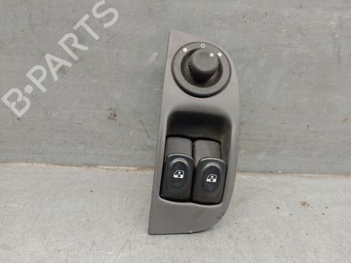 Used Left front window switch RENAULT MEGANE I (BA0/1_) 1.9 dTi (BA08, BA0N) (98 hp) 31090354
