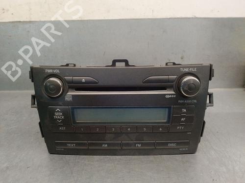 Auto-radio TOYOTA COROLLA Saloon (_E15_) 2.0 D-4D (ADE150) (126 hp) 32267117