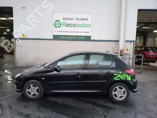 Używane części PEUGEOT 206 Hatchback (2A/C) 1.4 HDi eco 70 (68 hp) 4347432