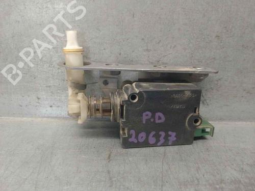 Used Tailgate lock LAND ROVER DISCOVERY III (L319) 2.7 TD 4x4 (190 hp) 18335877