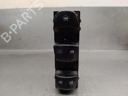 Used Left front window switch RENAULT KOLEOS II (HC_) 2.0 dCi 175 4WD (177 hp) 32210772