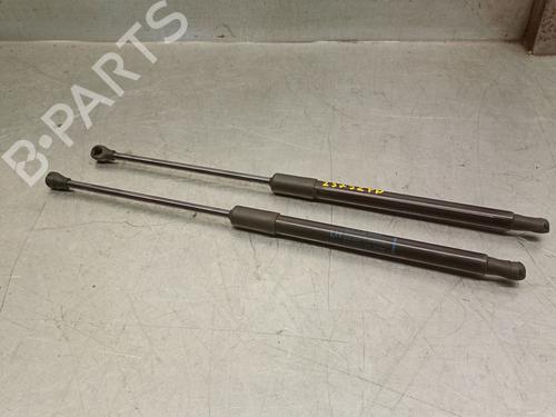 Used Tailgate lift support DACIA SANDERO III 1.0 TCe 90 (91 hp) 29590187