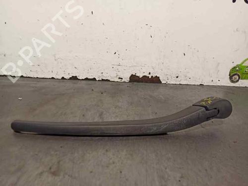 Used Rear windshield wiper arm BMW 3 Touring (E46) 320 d (150 hp) 5276273