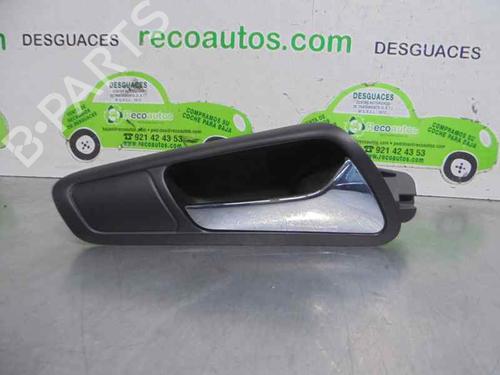 Used Front right interior door handle VW PASSAT B6 (3C2) 2.0 TDI (170 hp) 4406664