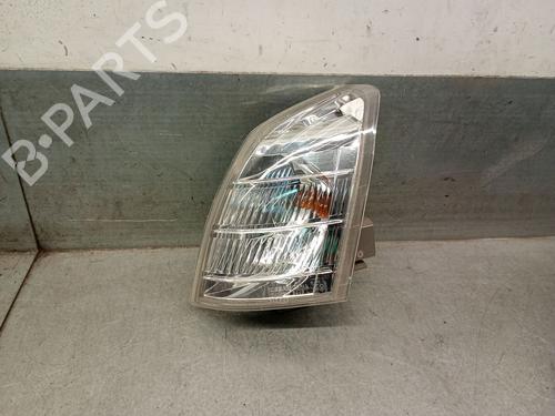 Blinklys fortil venstre Blinklys fortil venstre NISSAN X-TRAIL I (T30) 2.2 dCi (136 hp) 33873289 33873289