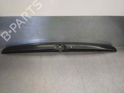Trunk håndtak OPEL VECTRA B (J96) 2.0 DTI 16V (F19) (101 hp) 10395318
