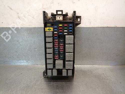 Used Fuse box KIA CARNIVAL II (GQ) 2.9 CRDi (144 hp) 28162359