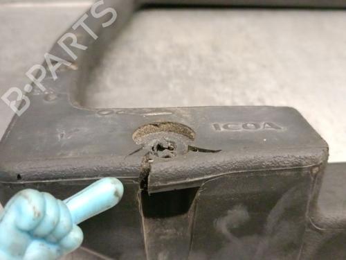 Armrest / Center console MERCEDES-BENZ MB Van (W631) 2.0 D | BP25808283I20 