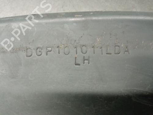 Front left wheel arch trim LAND ROVER FREELANDER I (L314) 2.0 Td4 4x4 | BP24155956C134 