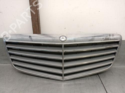 Grill Grill MERCEDES-BENZ E-CLASS (W211) E 220 CDI (211.008) (170 hp) 32686905 32686905